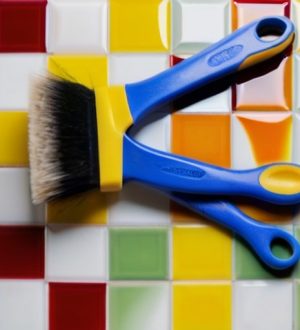 Эффективные способы удаления эпоксидной затирки с плитки: от механических методов до народных рецептов