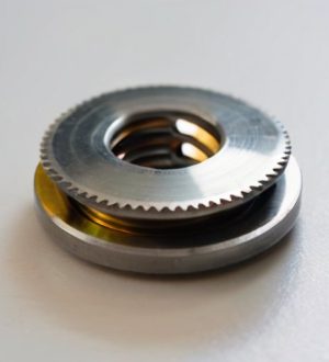 Гроверная шайба: от истории создания до практического применения в современном мире