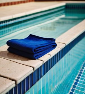 Как избавиться от известкового налета в бассейне: пошаговое руководство по очистке и профилактике