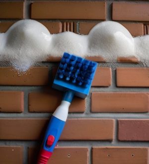 Как избавиться от солевых отложений на кирпичной кладке: эффективные методы и профилактика