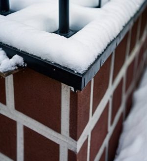 Как правильно закрыть продухи на зиму: пошаговая инструкция и советы по уходу за фундаментом