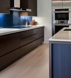 Как установить стеклянный фартук на кухне: пошаговое руководство для идеального результата