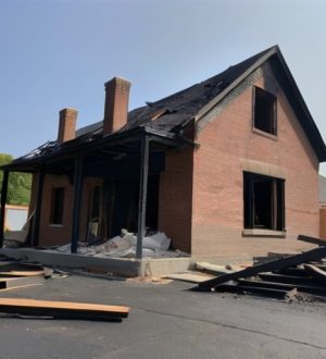 Как восстановить дом после пожара: пошаговое руководство к новой жизни