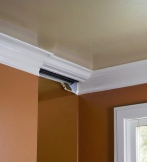 Правильный выбор клея для потолочного плинтуса: секреты успешной установки пенопласта