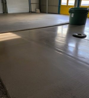 Резиновая крошка на бетон: шаг за шагом к прочному и эстетичному покрытию