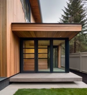 Тамбуры: от исторических корней до современных трендов в дизайне и архитектуре дома