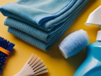 Эффективные способы удаления акриловой краски с одежды: от свежих пятен до засохших следов