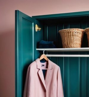 Как перекрасить шкаф-купе: шаг за шагом к новому интерьеру