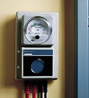 Как правильно использовать электросчетчик: от проверки точности до избежания проблем