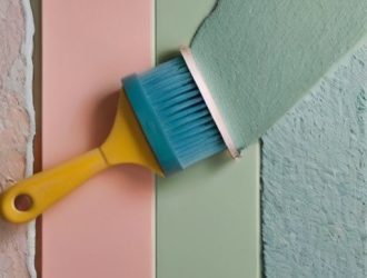 Можно ли нанести новые жидкие обои на старые: все, что нужно знать перед ремонтом