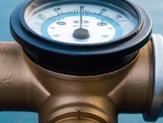 Пломба на счетчике воды: зачем она нужна и как избежать проблем?