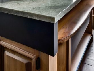 Выбор идеального материала для столешниц: альтернативы эпоксидной смоле