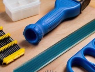 Эффективные методы удаления жидких гвоздей: от механических до химических решений