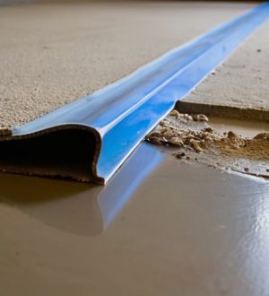 Эффективный уход за полусухой стяжкой: секреты долговечности и надежности вашего пола