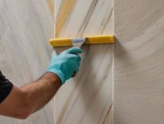 Искусство мраморной штукатурки: пошаговое руководство для создания стильных интерьеров