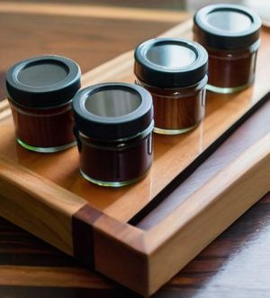 Как правильно колеровать лак для дерева: советы и методы для идеального результата