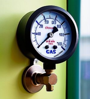 Как правильно контролировать давление газа в квартире для безопасности и комфорта?